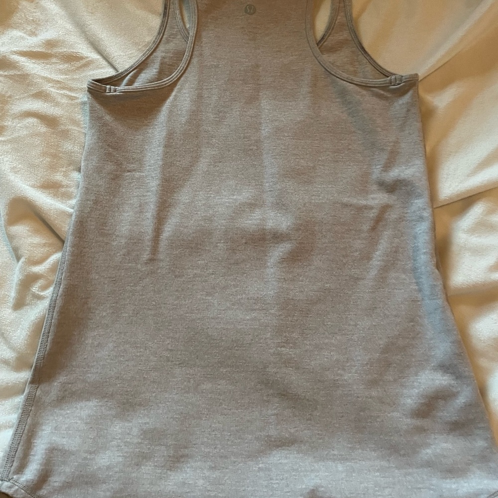 Lululemon - Picture 2 of 2